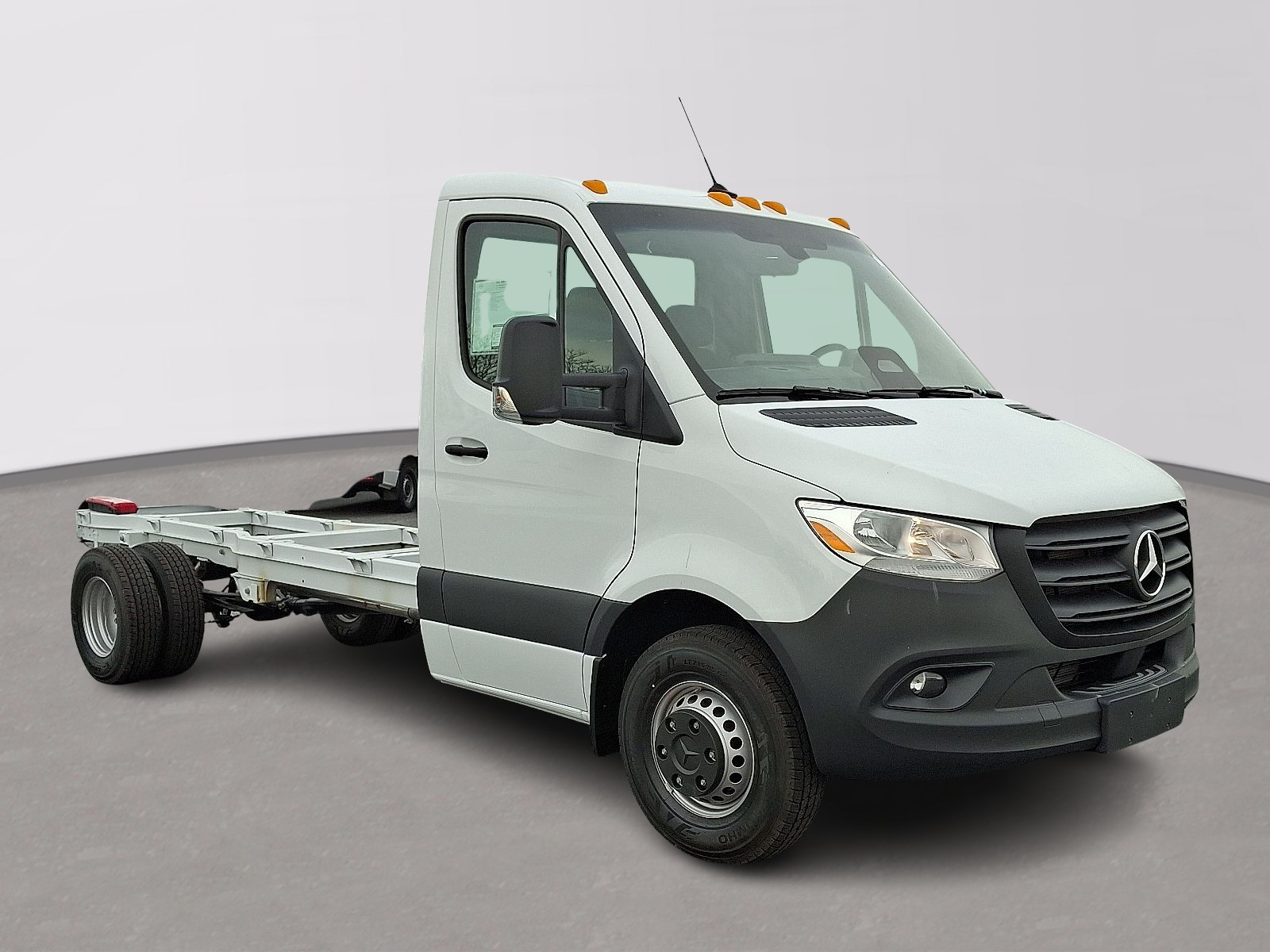 New 2026 Mercedes-Benz Sprinter 4500 Chassis 4-Cyl Diesel HO Truck