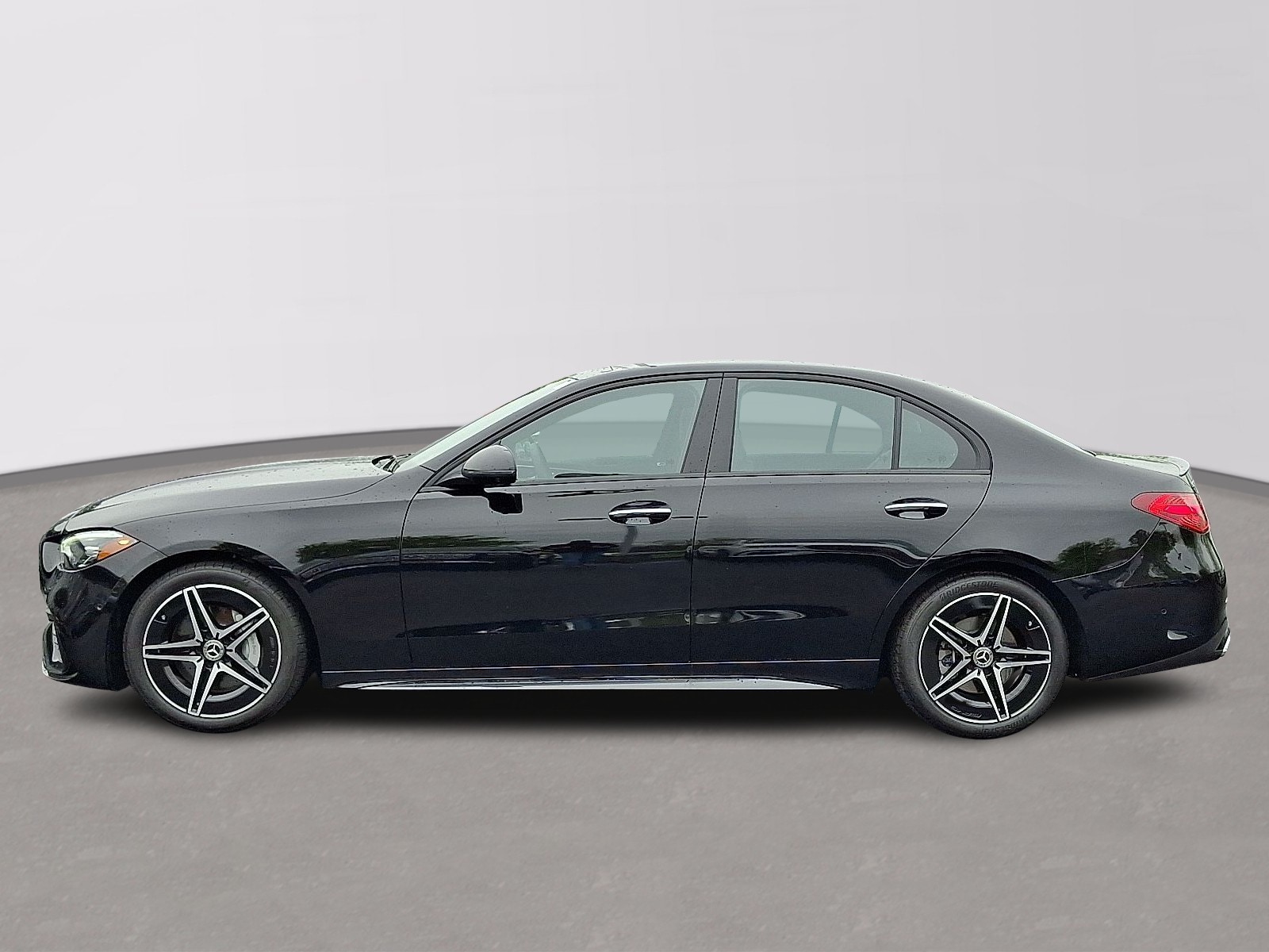 2026 Mercedes-Benz C-Class Sedan C 300 - Photo 7