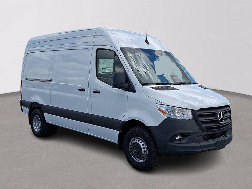 New 2026 Mercedes-Benz Sprinter 3500 Standard Roof 4-Cyl Diesel HO Van Cargo Van