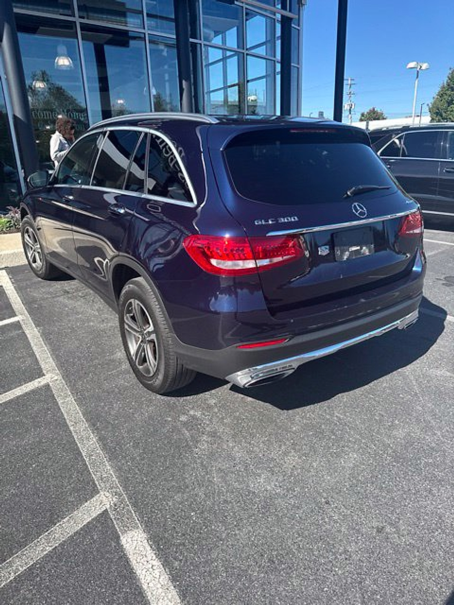 Used 2018 Mercedes-Benz GLC 300 4matic