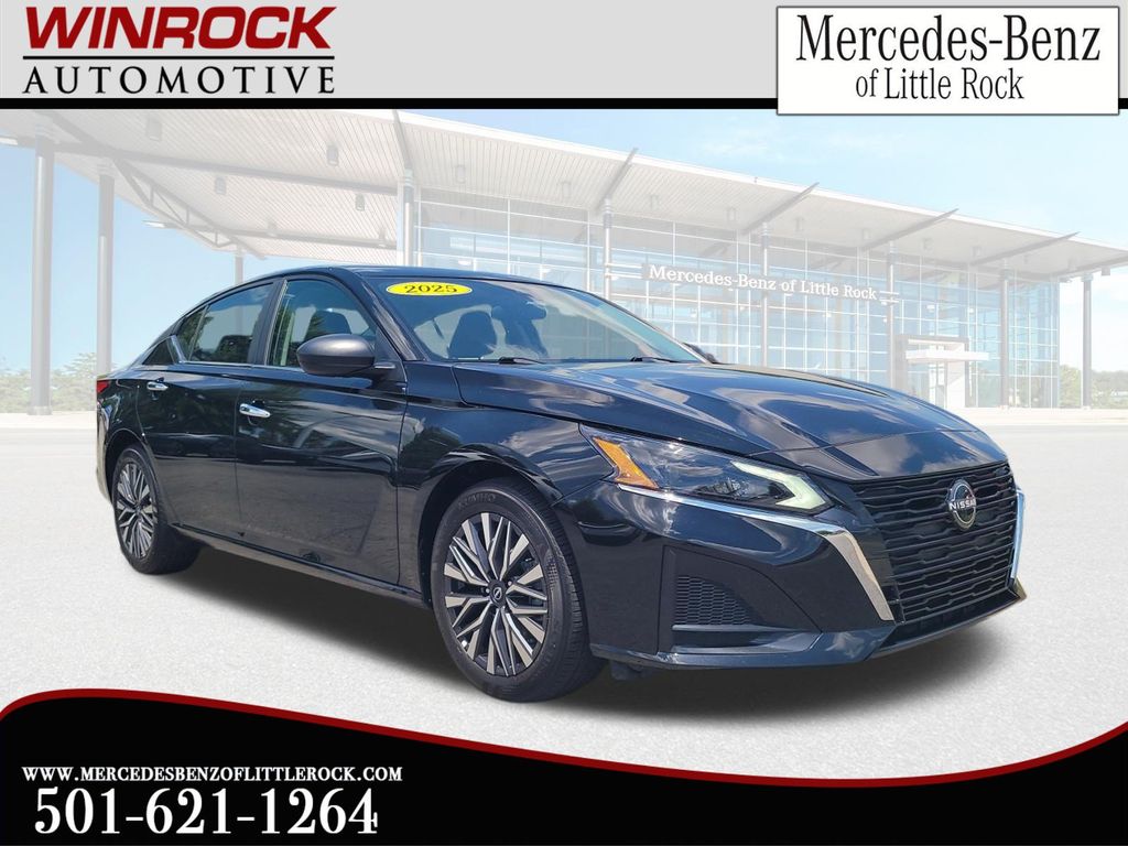 2025 Nissan Altima