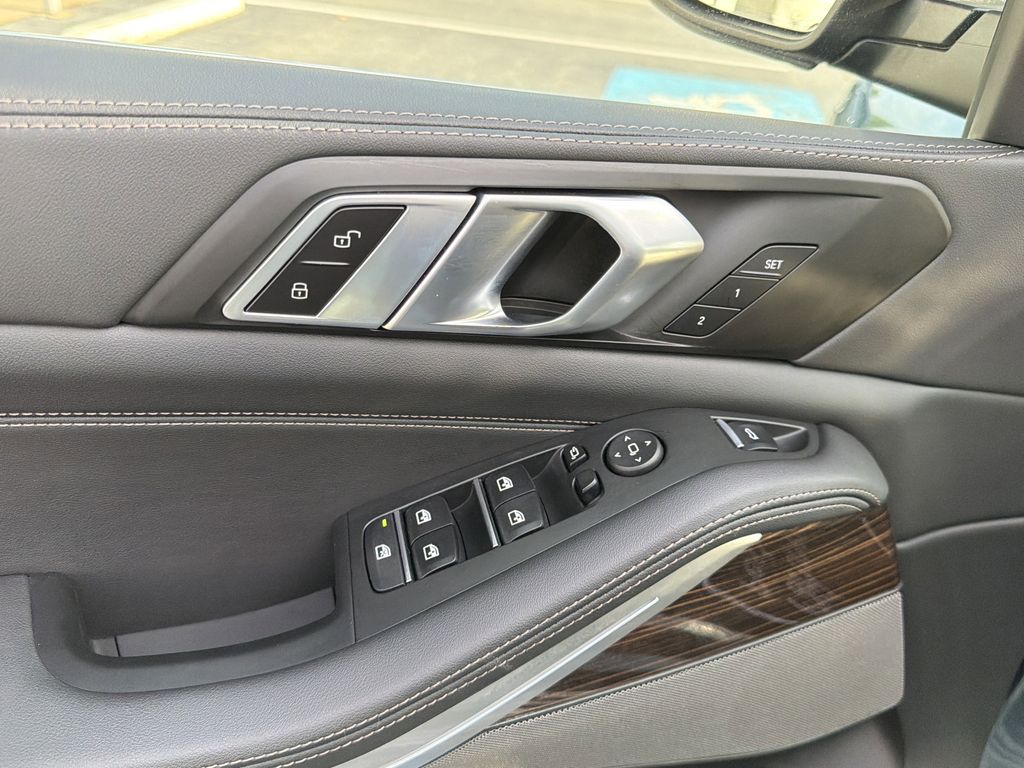 2026 BMW X5 40i - Photo 23