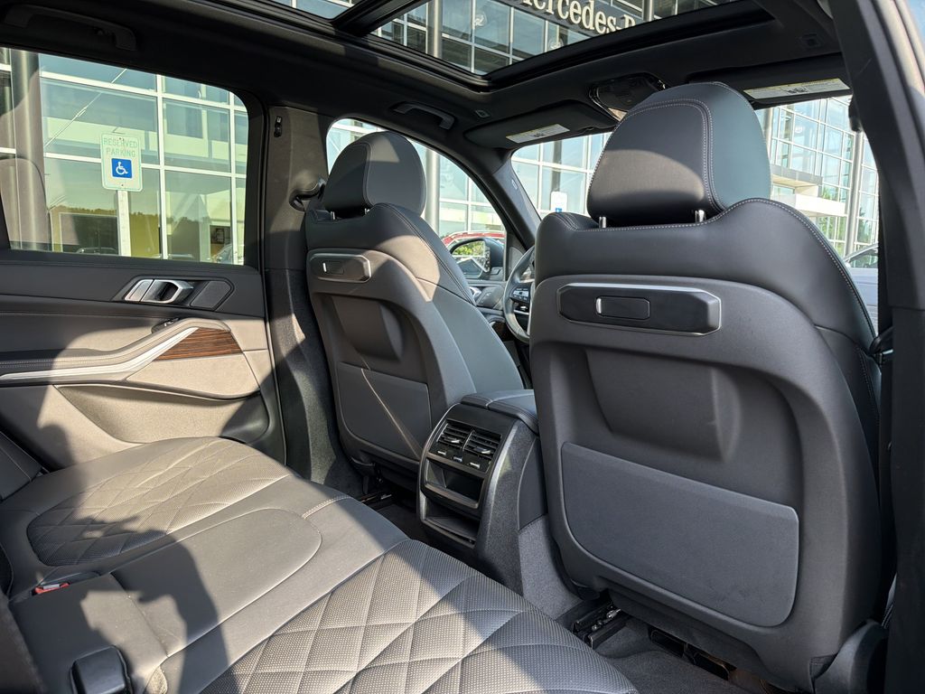 2026 BMW X5 40i - Photo 17
