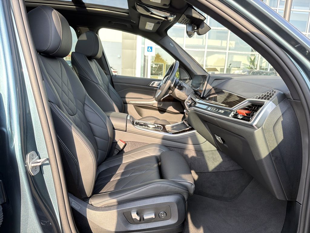 2026 BMW X5 40i - Photo 18