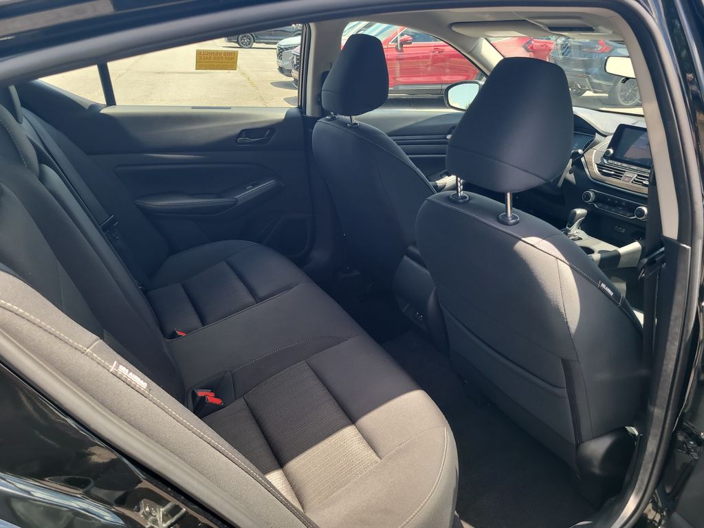 2025 Nissan Altima SV - Photo 26