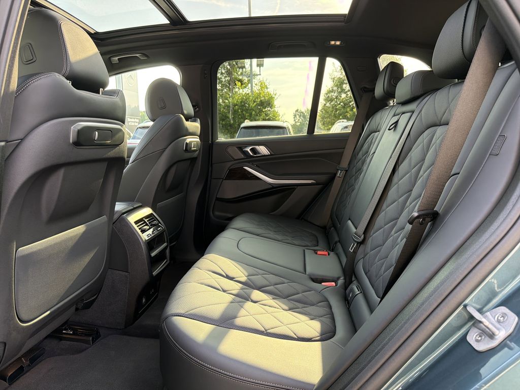 2026 BMW X5 40i - Photo 13