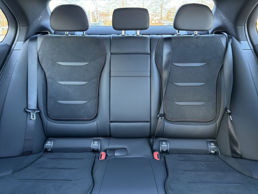 2026 Mercedes-Benz C-Class Sedan AMG C43 - Photo 31