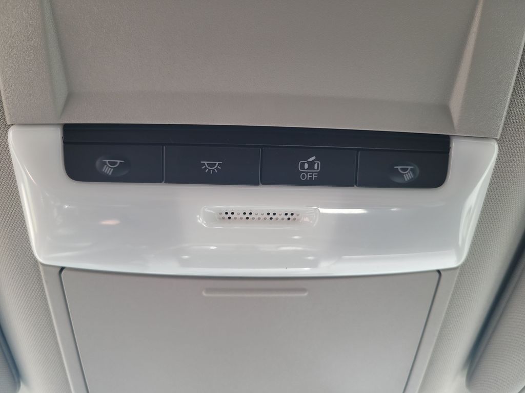 2025 Nissan Altima SV - Photo 21