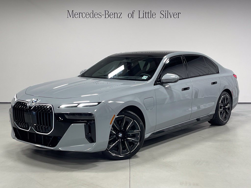 2025 BMW 7 Series 750e