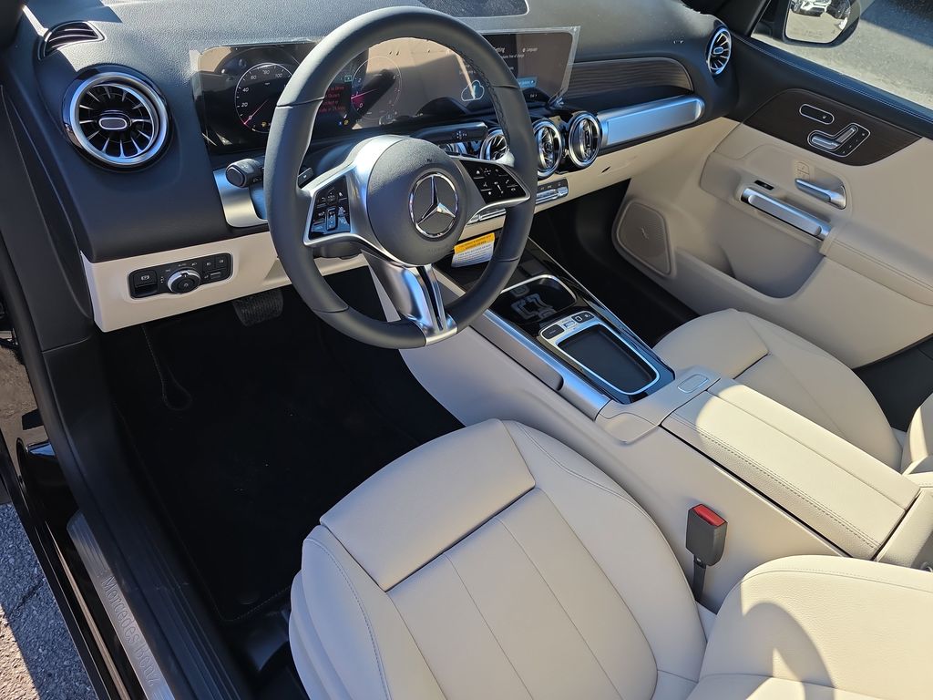 2026 Mercedes-Benz GLB GLB 250 - Photo 9