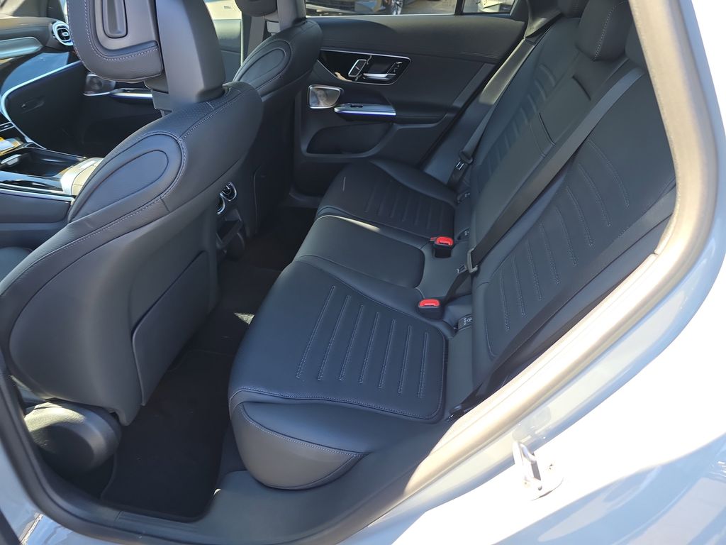 2026 Mercedes-Benz GLC Base - Photo 10