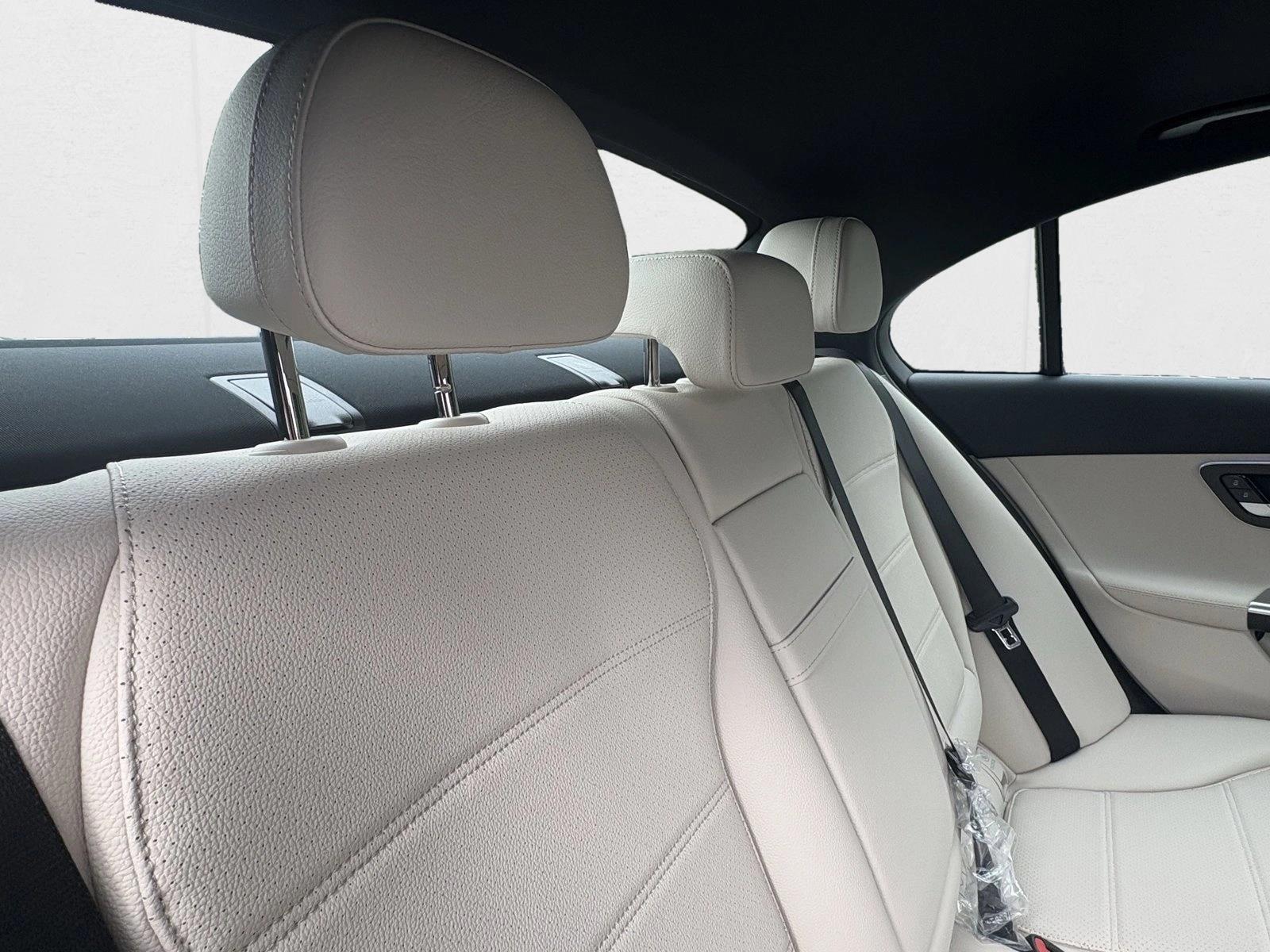 2025 Mercedes-Benz C-Class Sedan C 300 - Photo 19