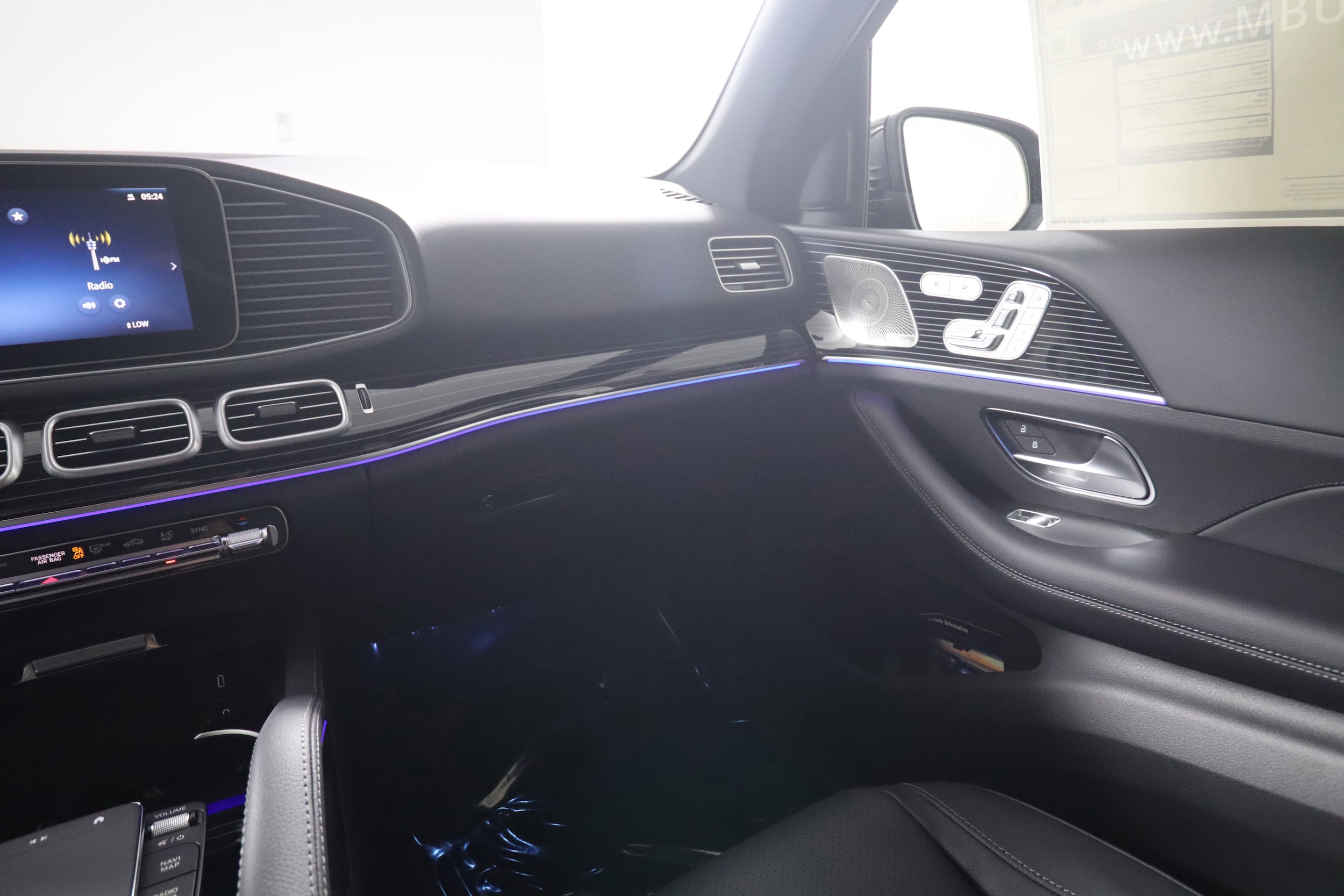2026 Mercedes-Benz GLE GLE450 - Photo 12