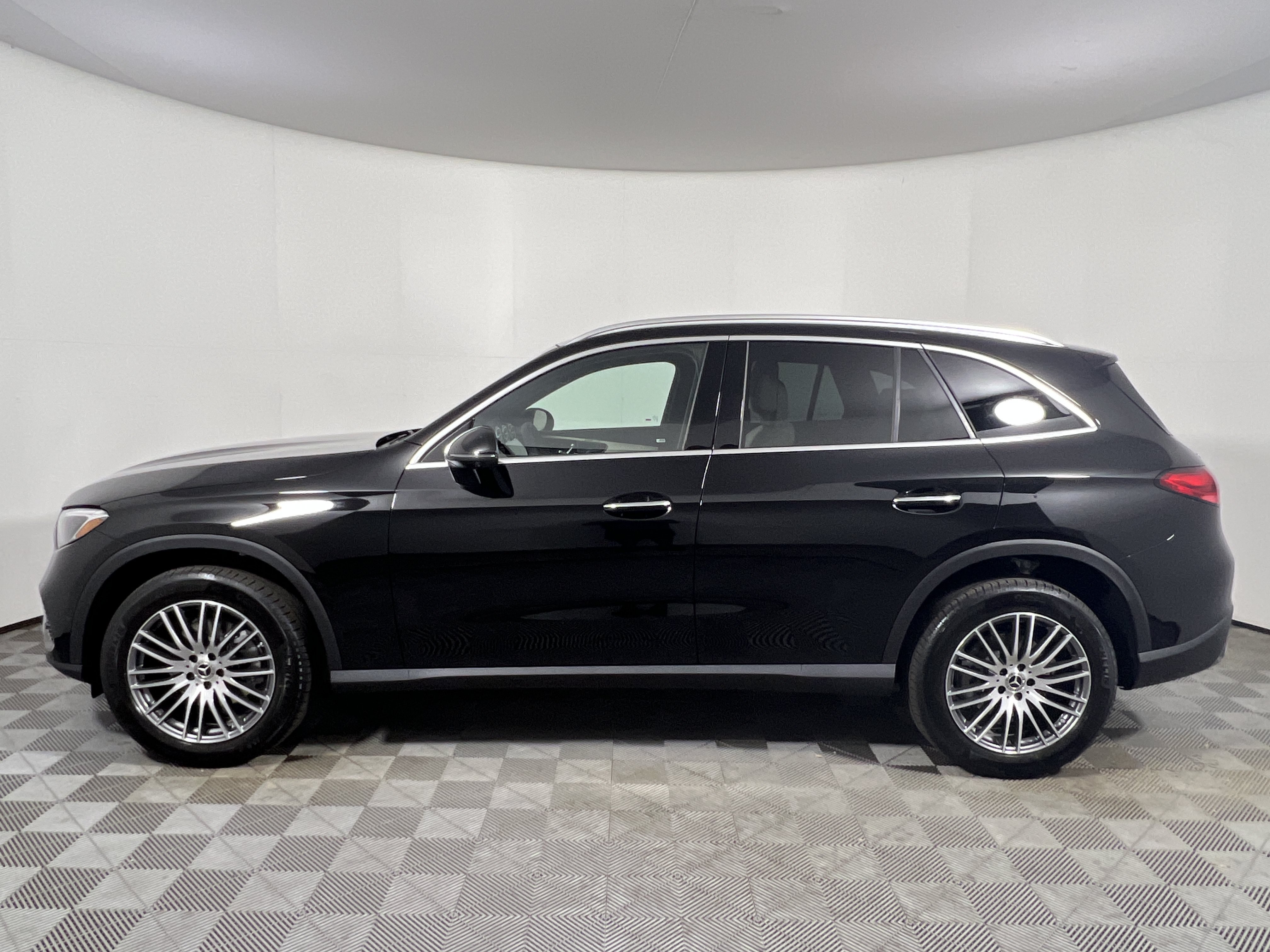 New 2027 Mercedes-Benz GLC GLC 300 SUV SUV