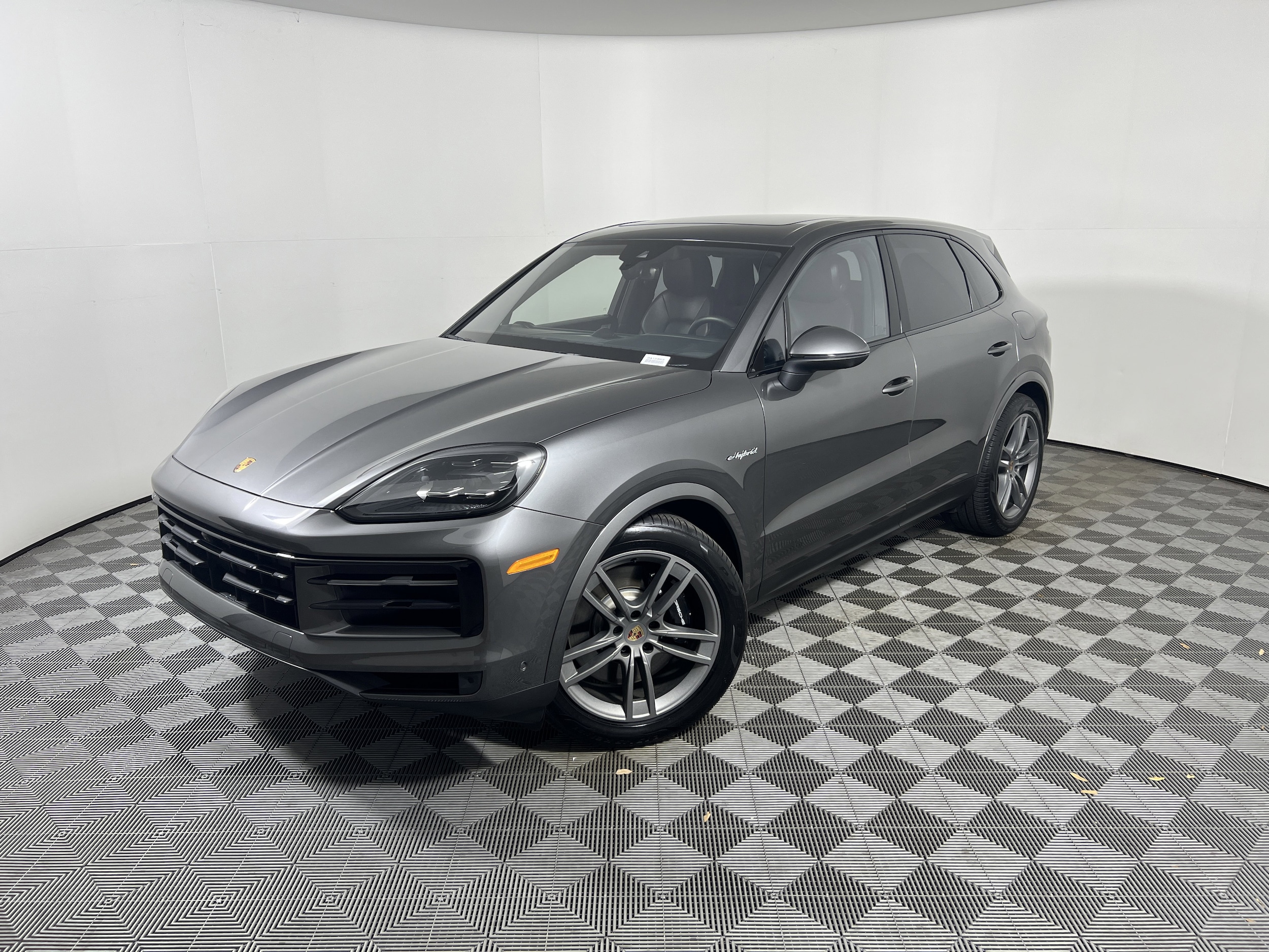2025 Porsche Cayenne