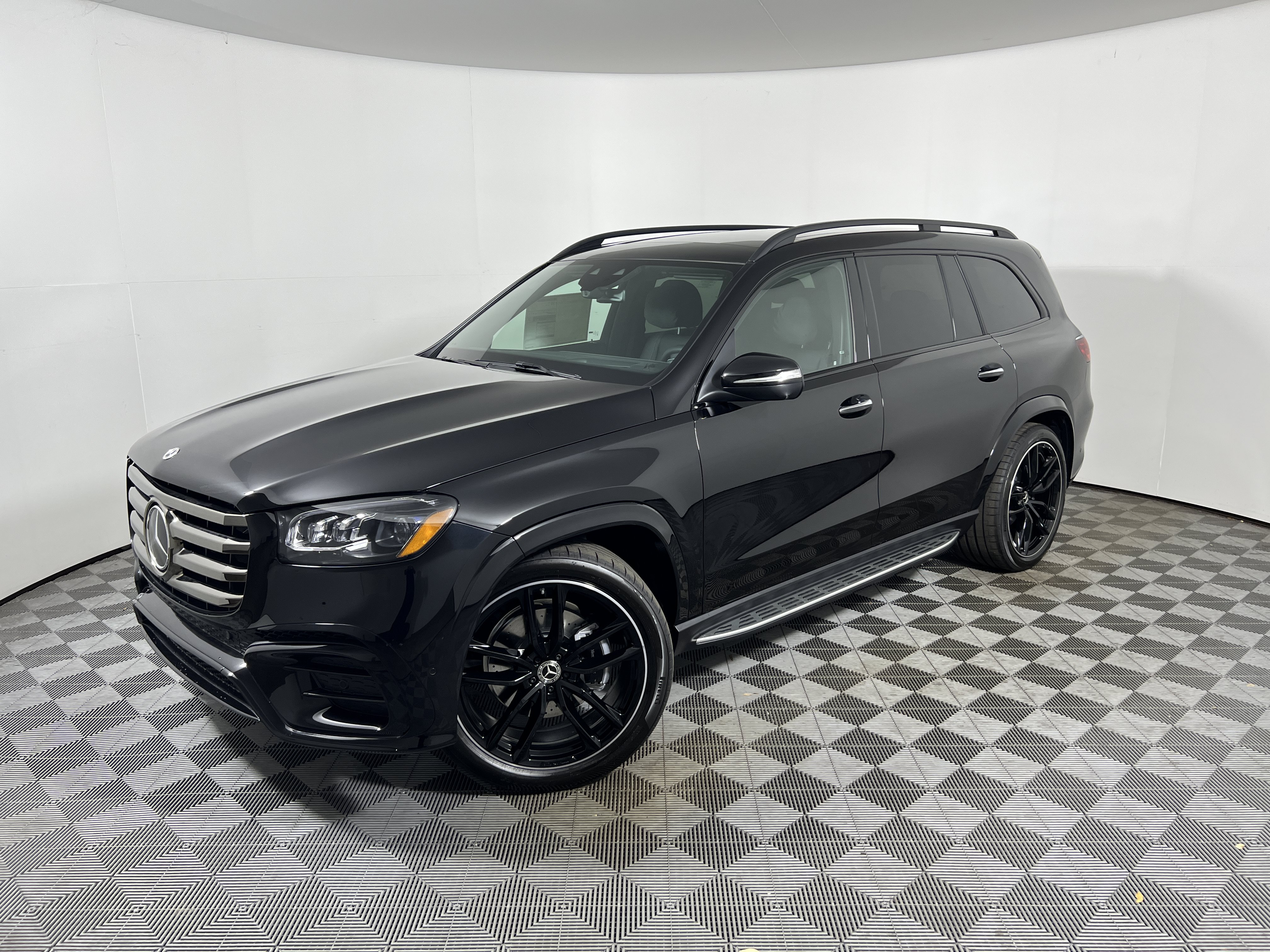  Mercedes-Benz GLS