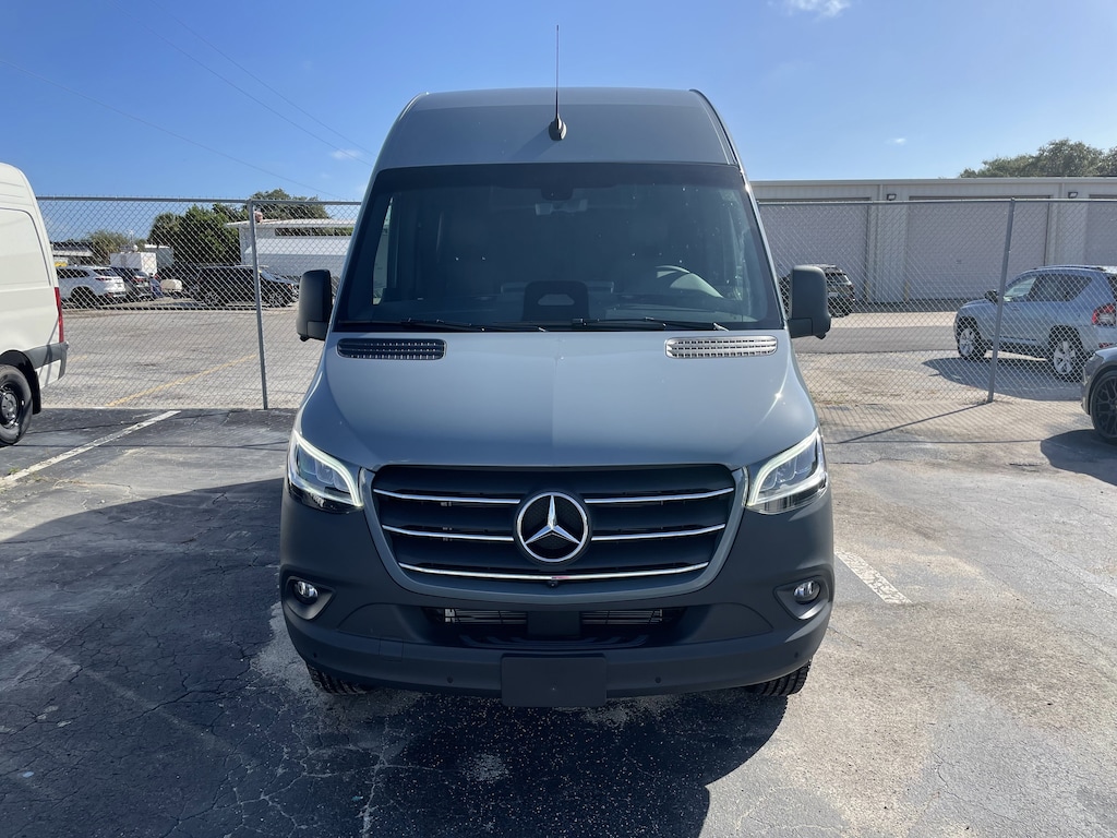New 2026 Mercedes-Benz Sprinter Cargo Van Standard Roof 4-Cyl Diesel HO 2500 Standard Roof I4 Diesel HO 144 RWD