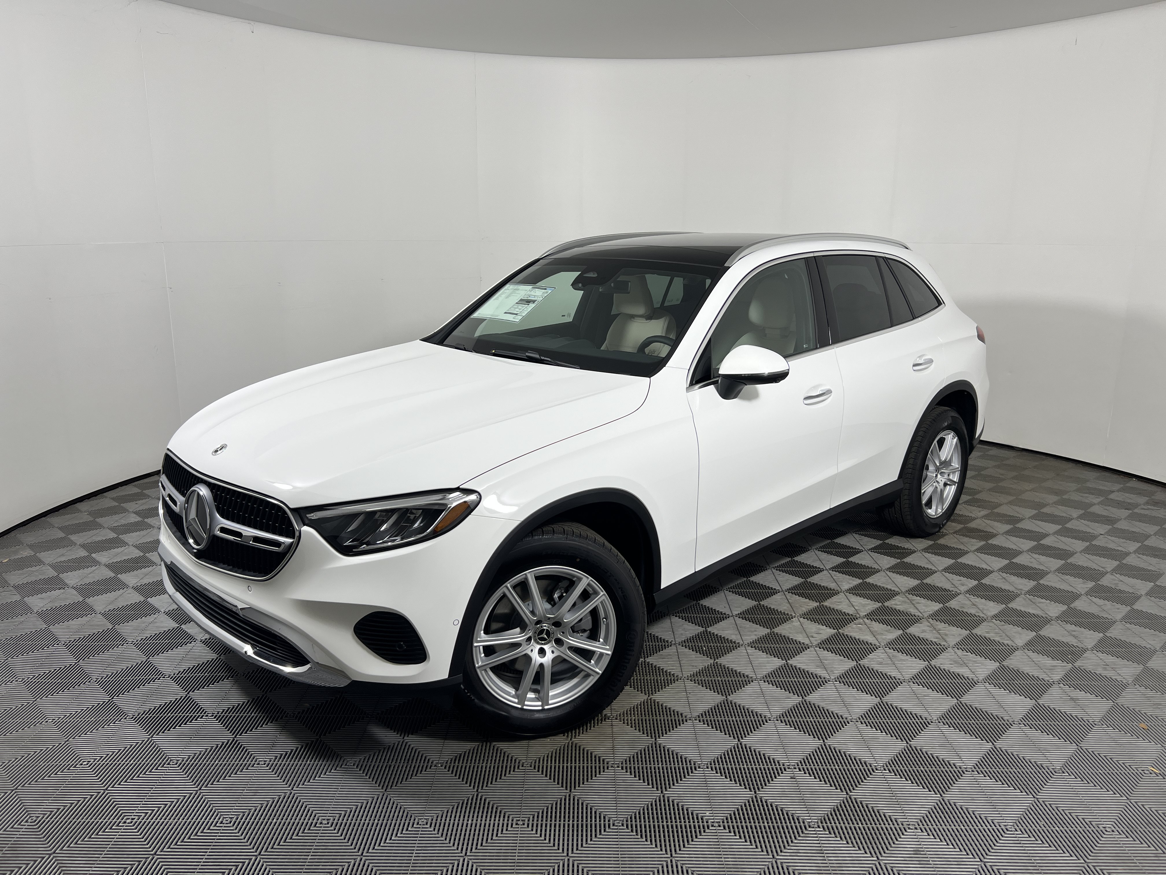  Mercedes-Benz GLC 300