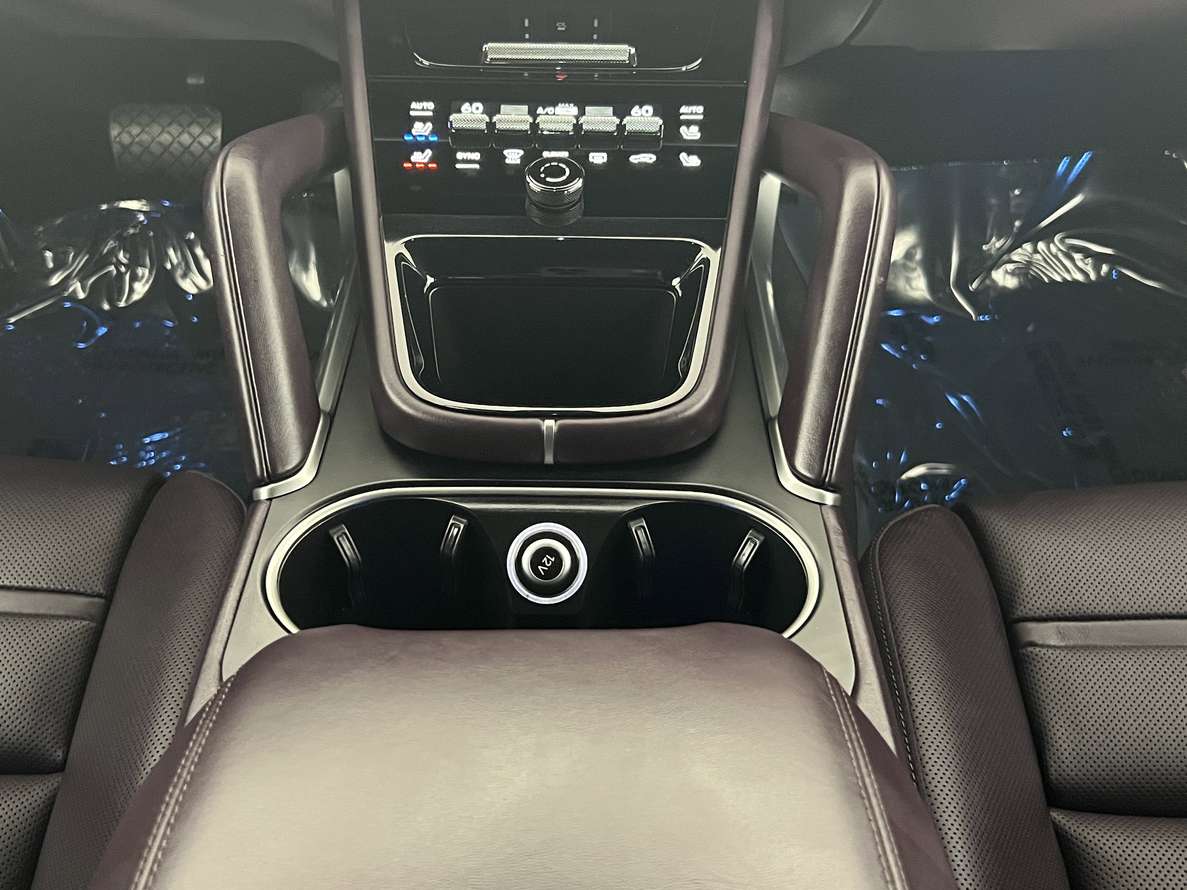 2025 Porsche Cayenne E-Hybrid - Photo 20