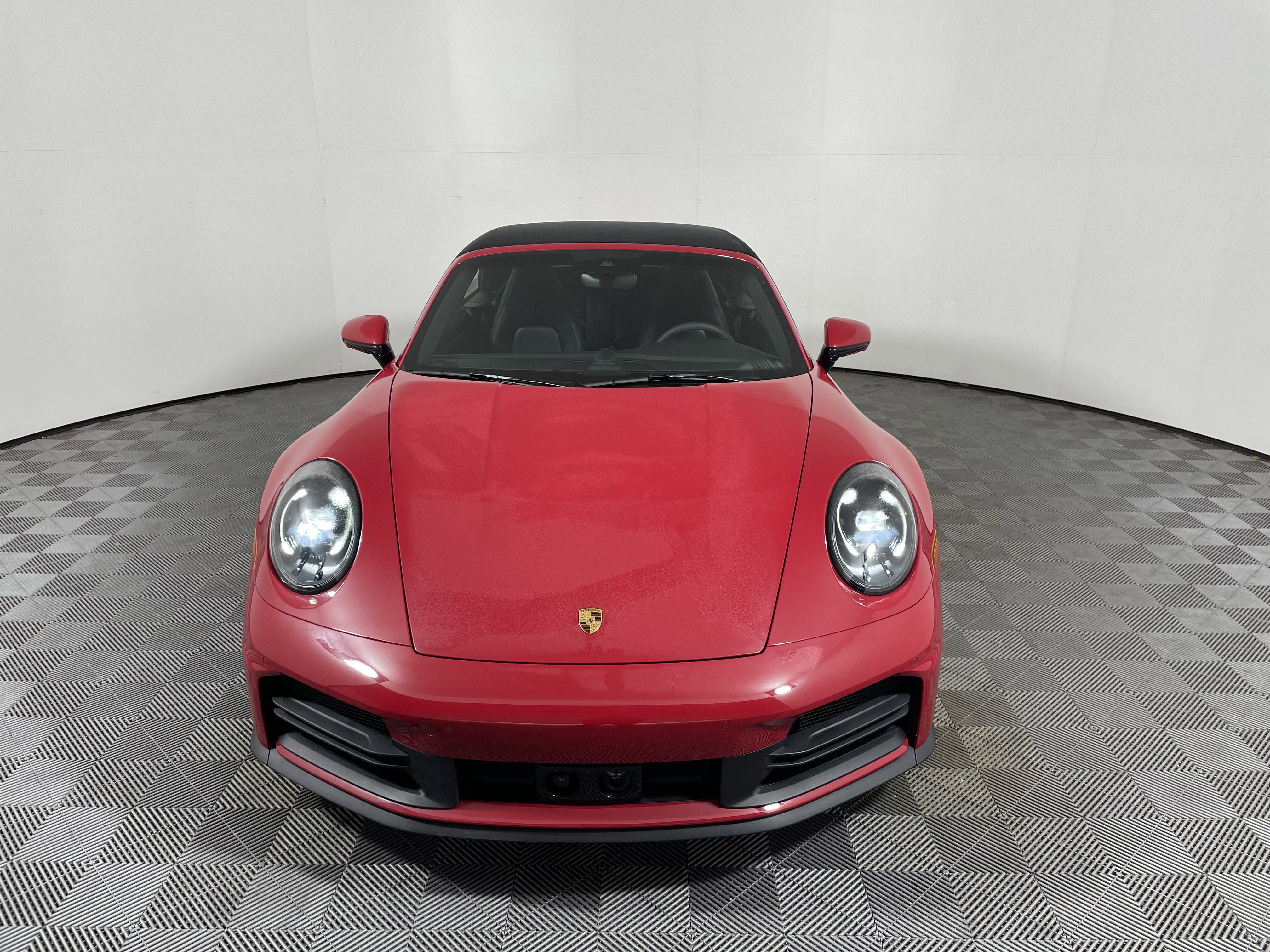 2025 Porsche 911 - Photo 26