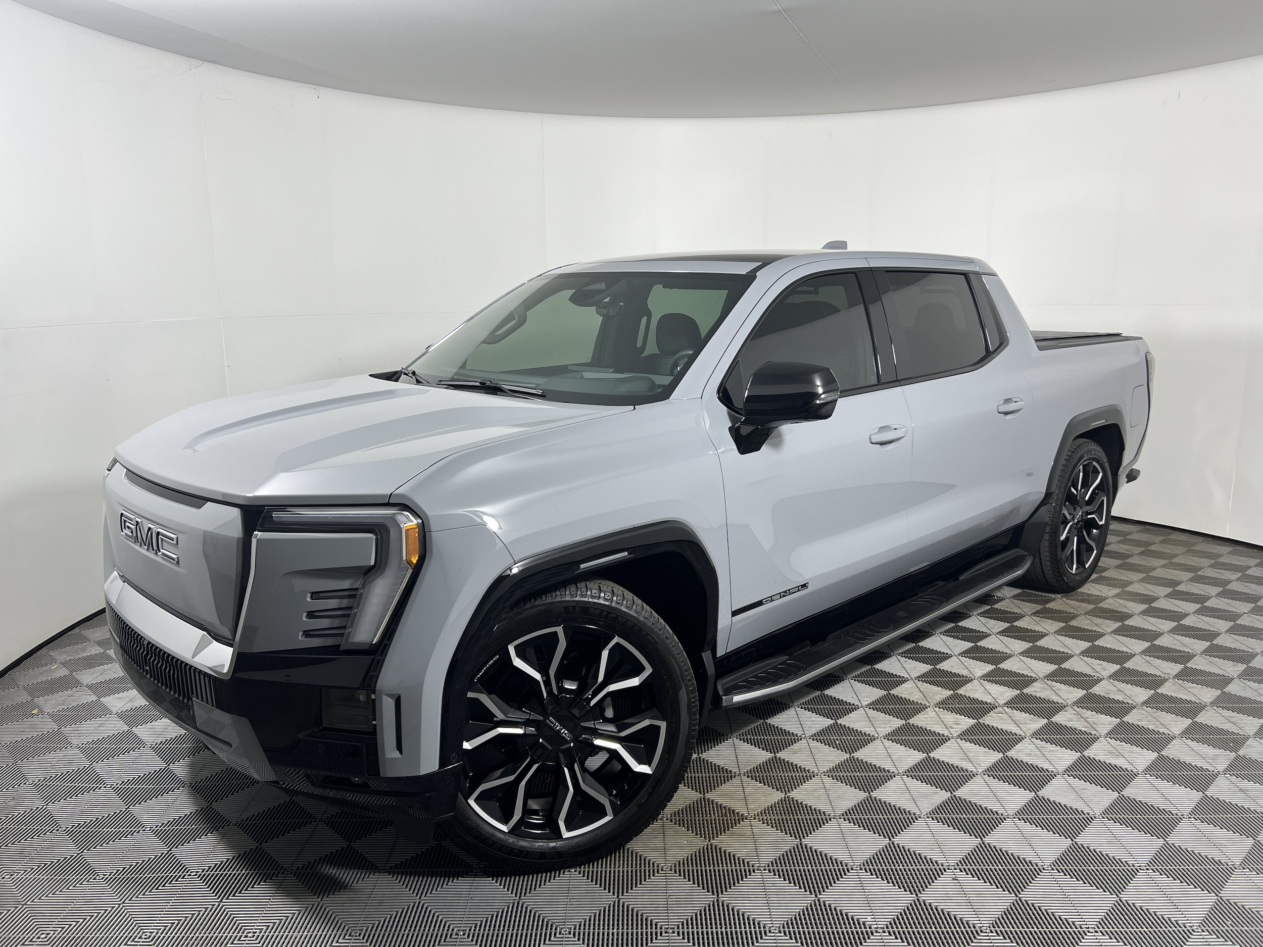 2025 GMC Sierra EV