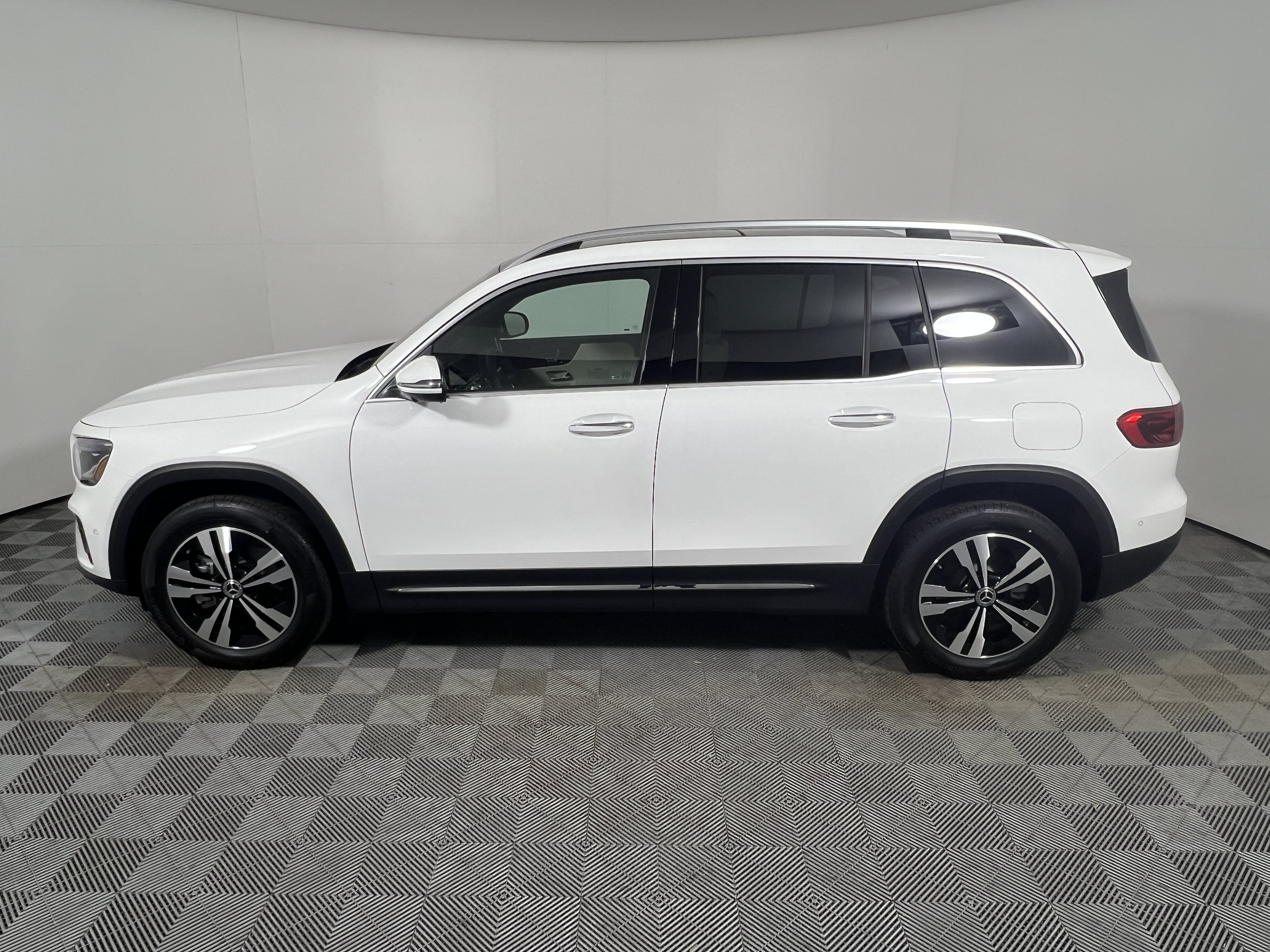 New 2026 Mercedes-Benz GLB GLB 250 SUV