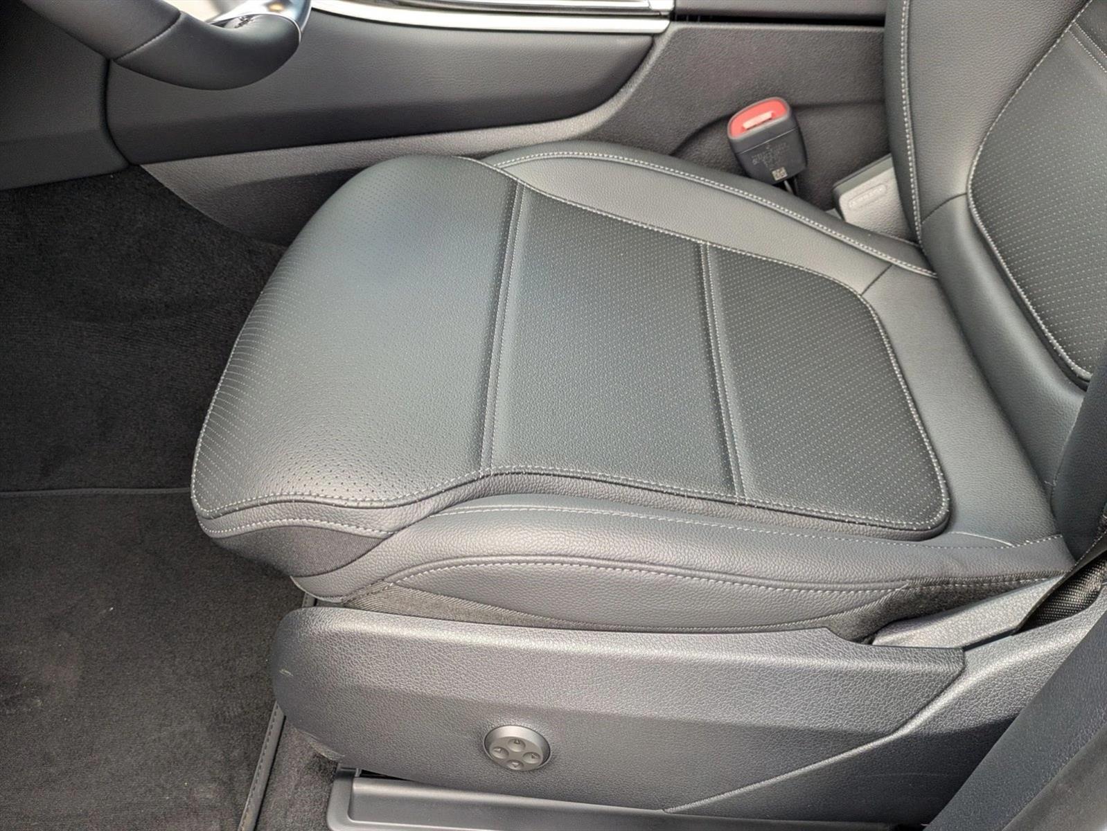 Used 2026 Mercedes-Benz GLC 4MATIC SUV