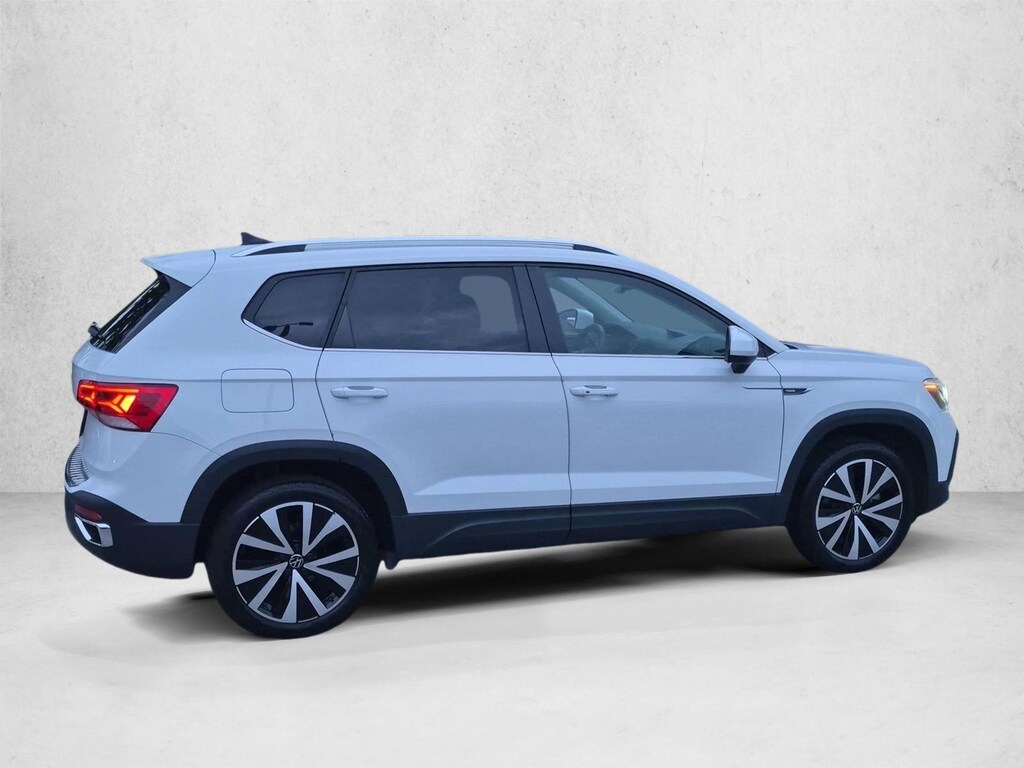 Used 2024 Volkswagen Taos 1.5T SE SUV