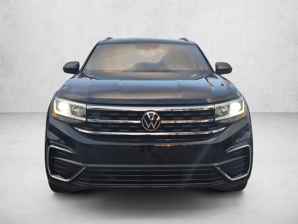 Used 2021 Volkswagen Atlas Cross Sport 3.6L V6 SE w/Technology R-Line SUV