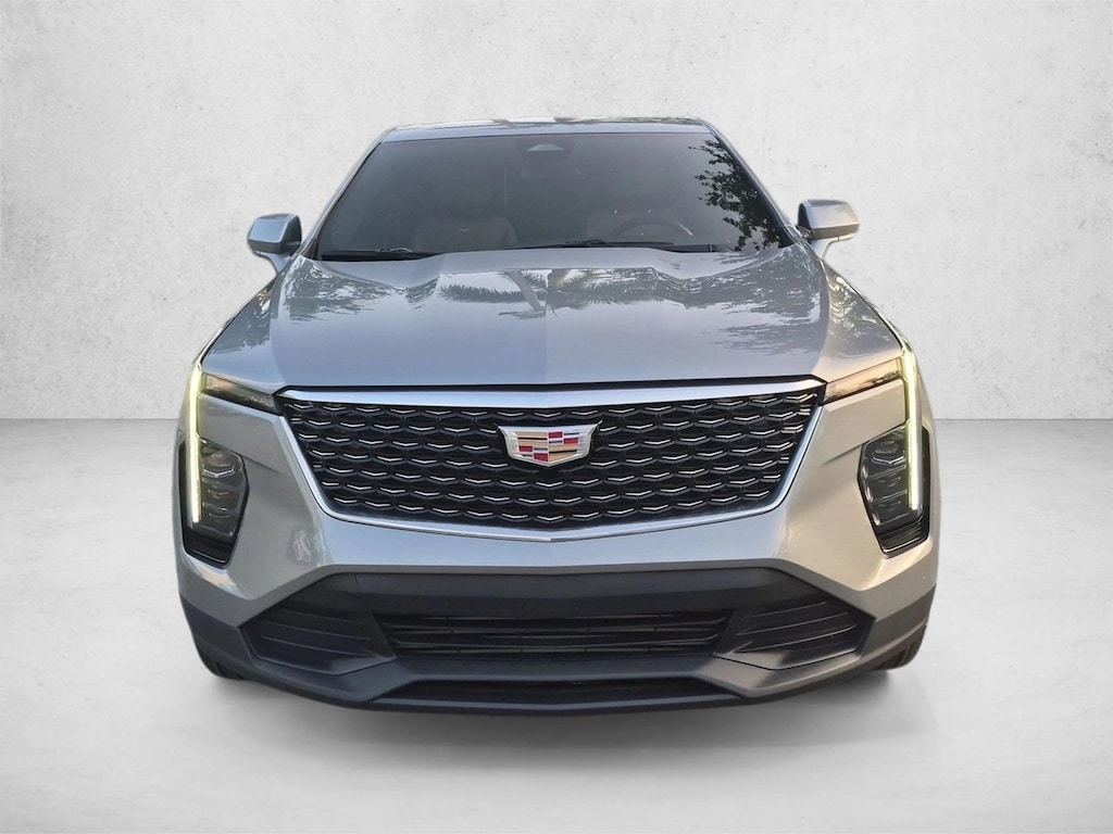 Used 2024 CADILLAC XT4 Luxury SUV