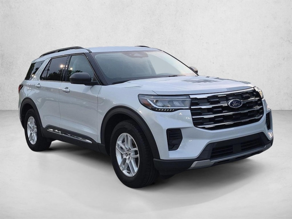 Used 2025 Ford Explorer Active SUV
