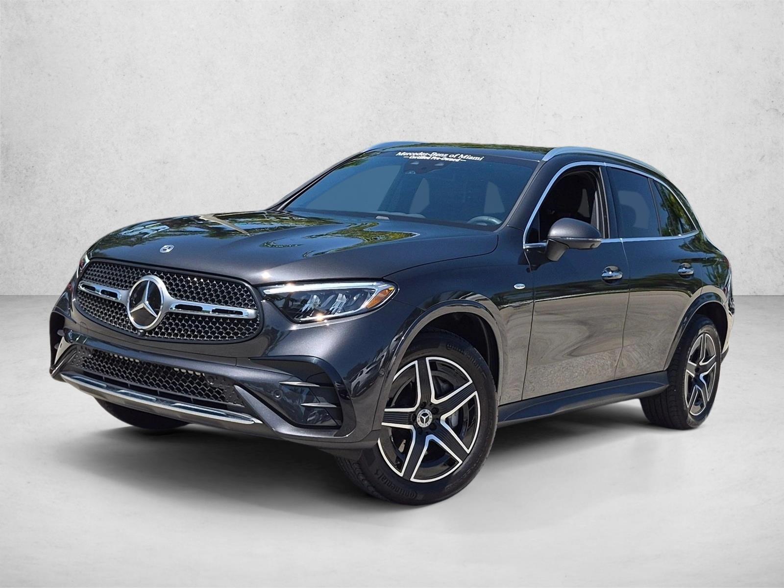 2025 Mercedes-Benz GLC