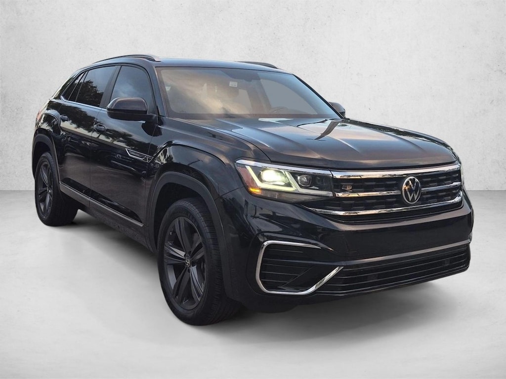 Used 2021 Volkswagen Atlas Cross Sport 3.6L V6 SE w/Technology R-Line SUV