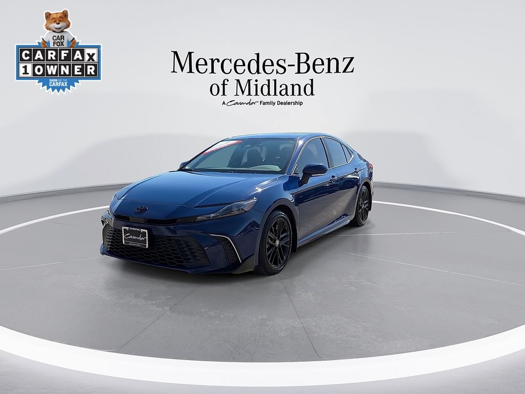 Used 2026 Toyota Camry SE Convenience Sedan