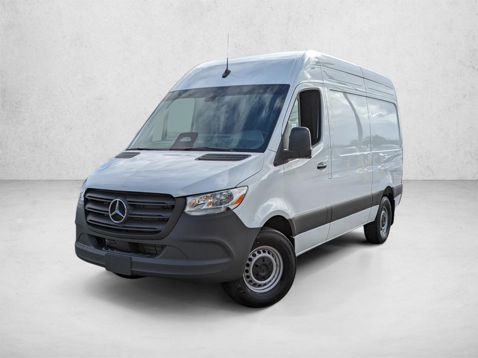  Mercedes-Benz Sprinter Cargo Van