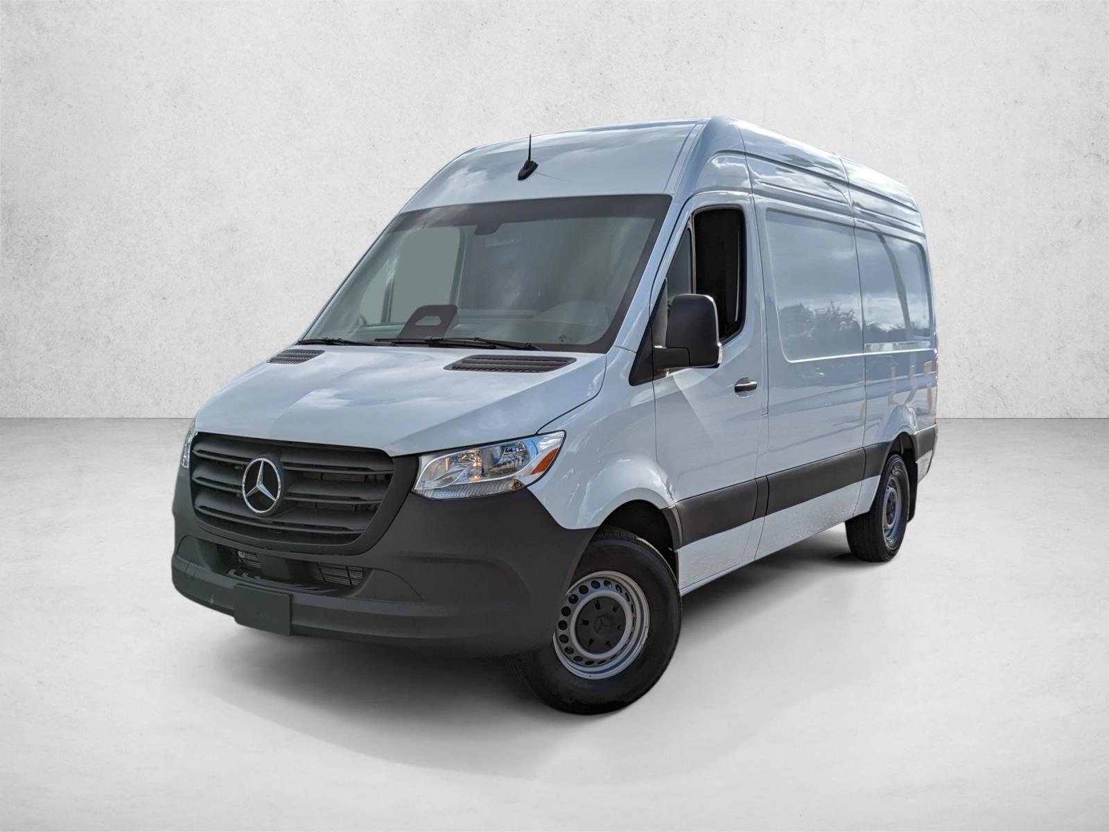  Mercedes-Benz Sprinter Cargo Van