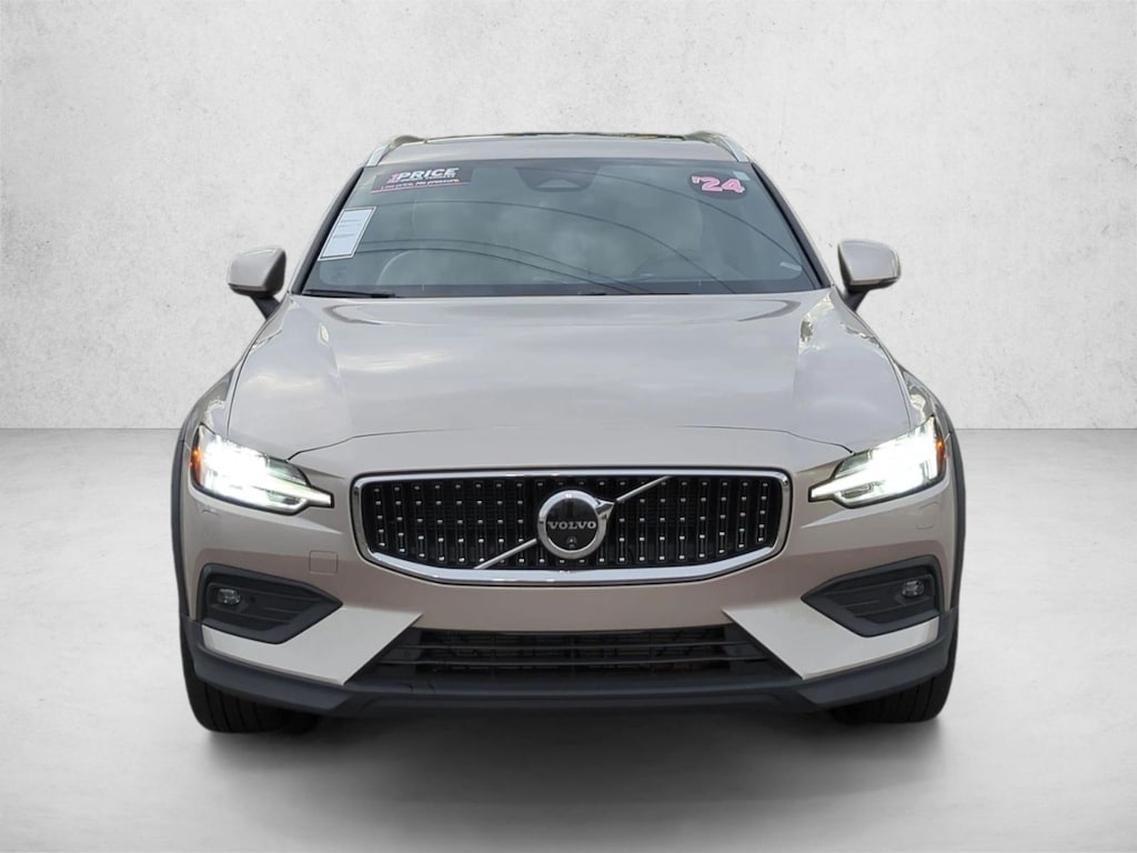 Used 2024 Volvo V60 B5 Ultimate Wagon