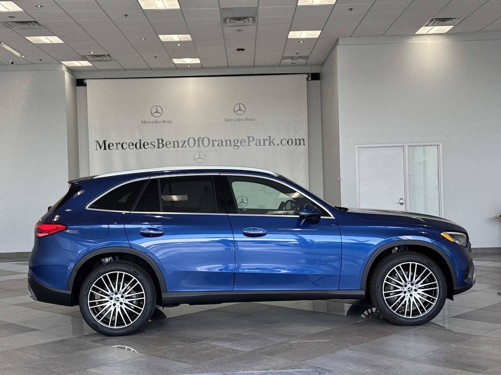 New 2026 Mercedes-Benz GLC 300 4MATIC SUV