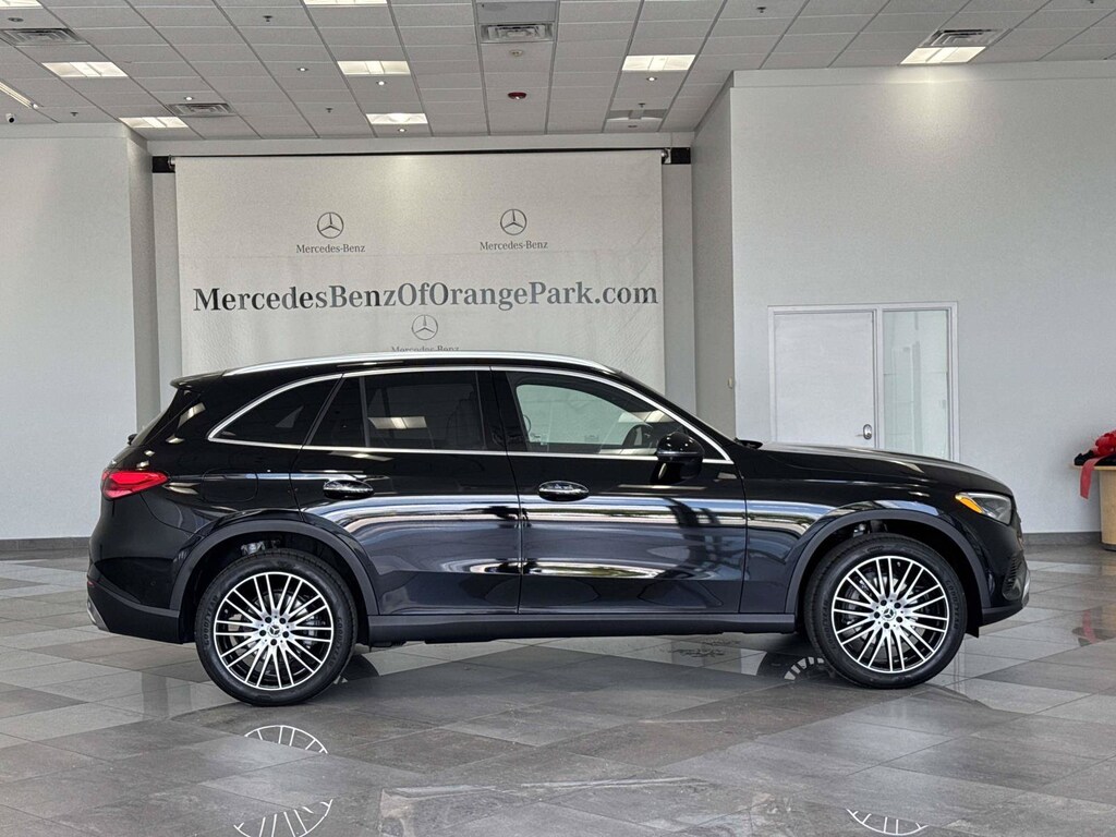 New 2026 Mercedes-Benz GLC 300 4MATIC SUV
