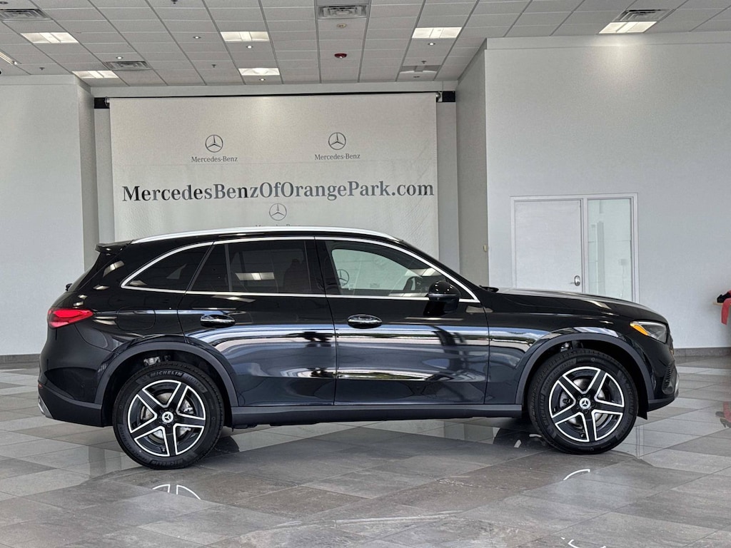 New 2026 Mercedes-Benz GLC 300 SUV