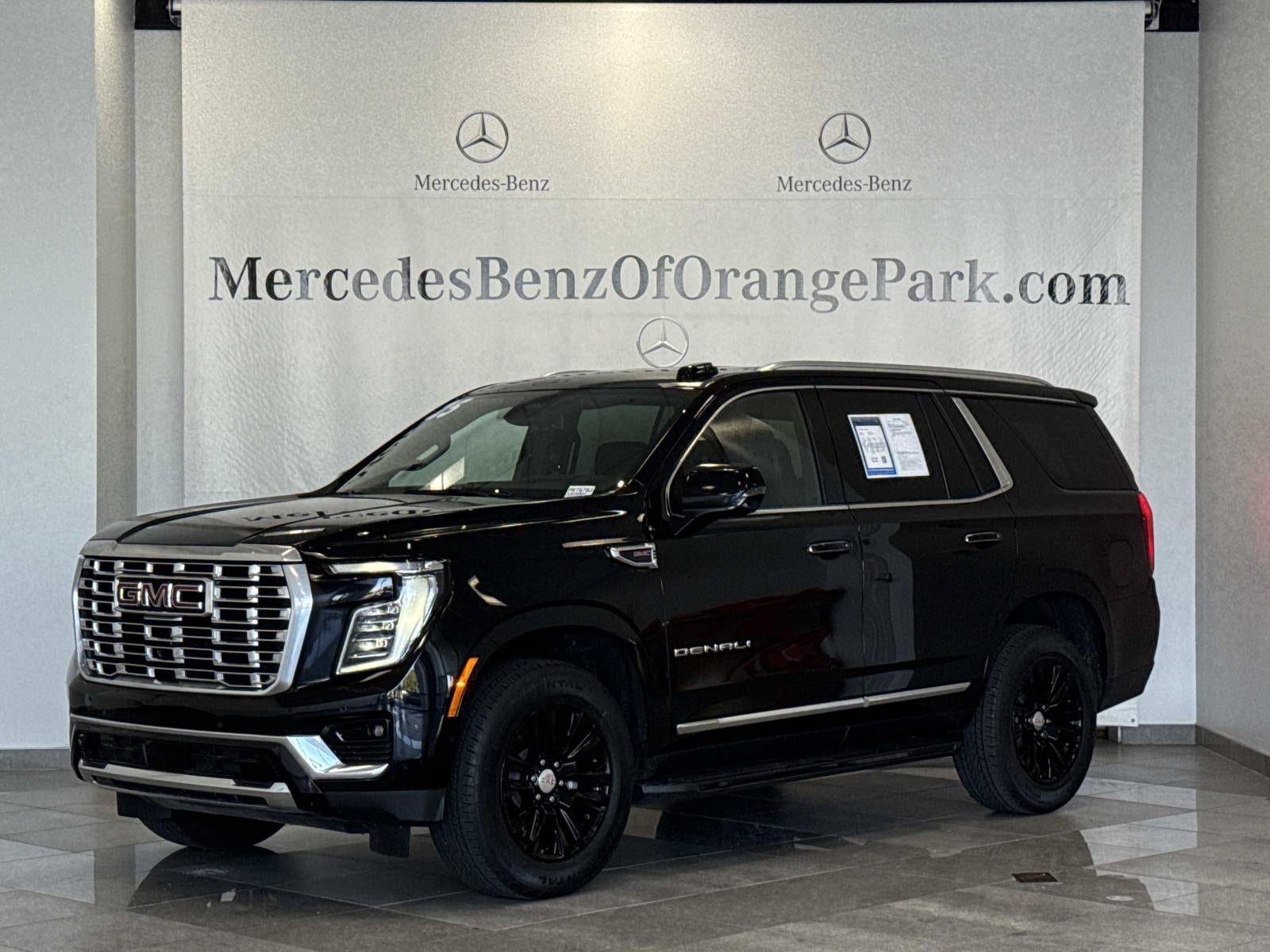 2025 GMC Yukon Denali - Photo 30