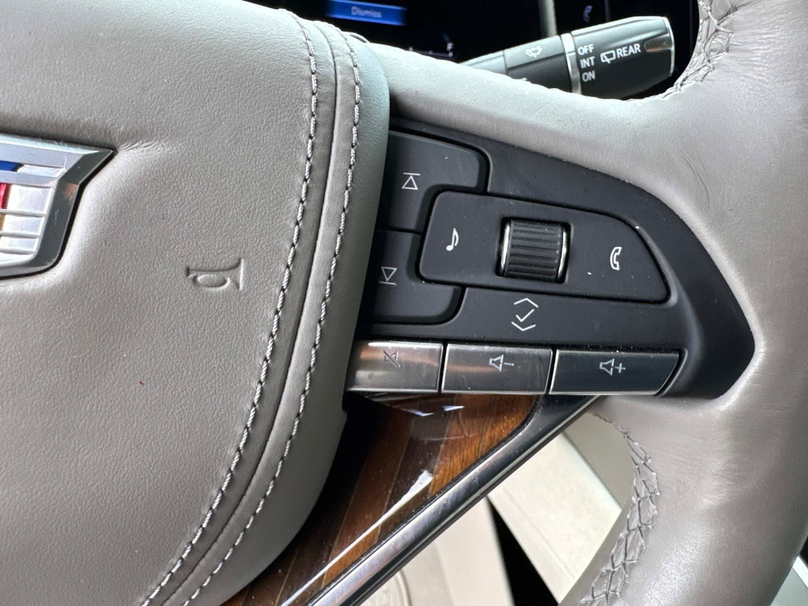 2024 Cadillac Escalade Sport Platinum - Photo 31