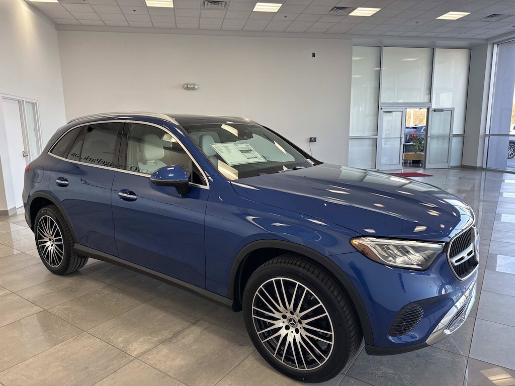 New 2026 Mercedes-Benz GLC 300 SUV
