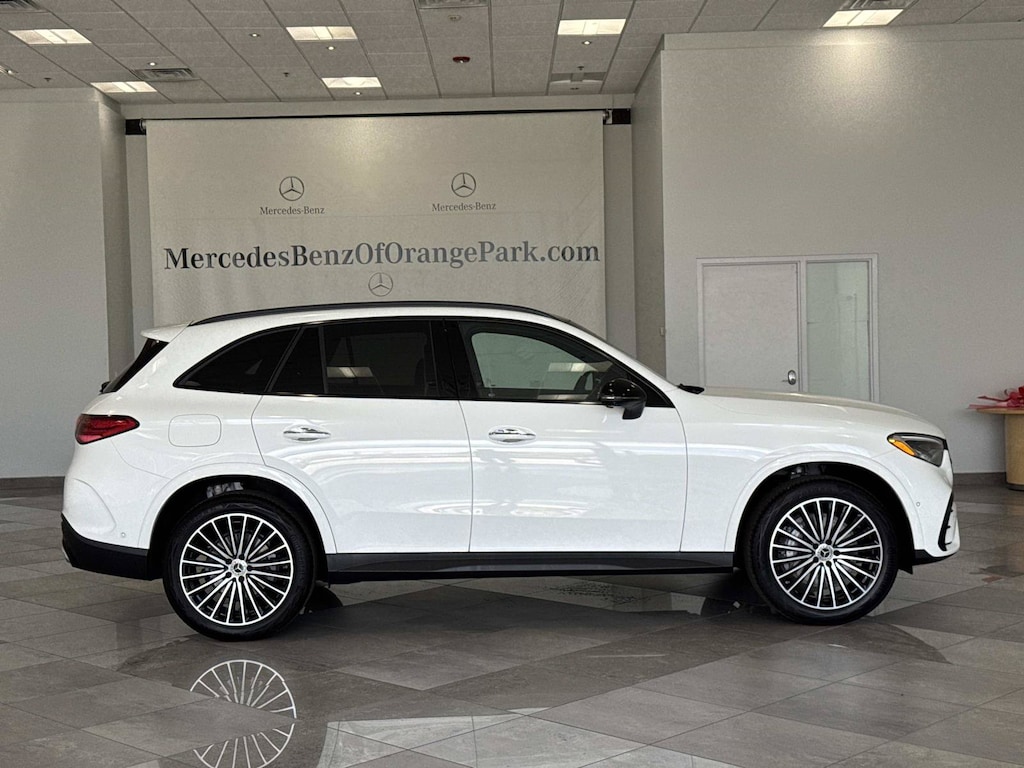 New 2026 Mercedes-Benz GLC 300 SUV