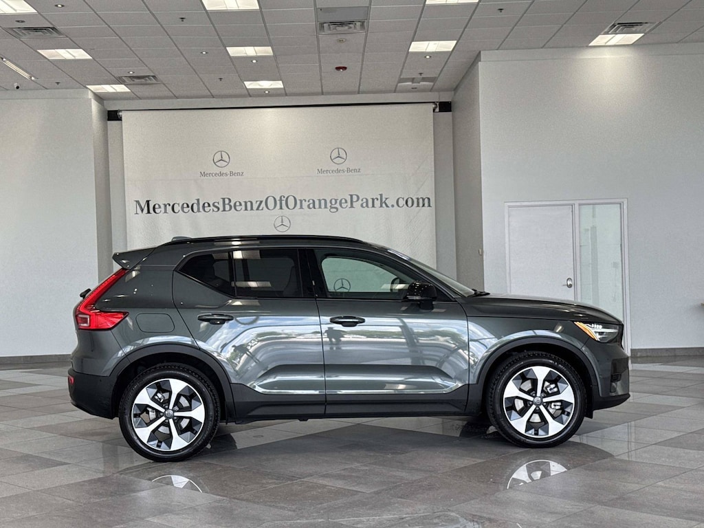 Used 2026 Volvo XC40 B5 Plus SUV