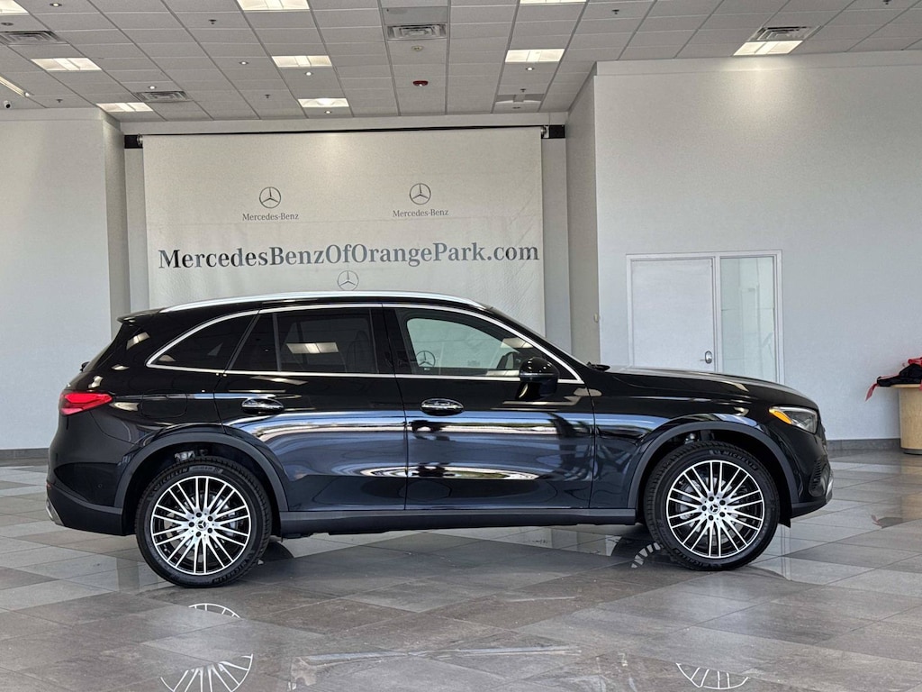 New 2026 Mercedes-Benz GLC 300 4MATIC SUV
