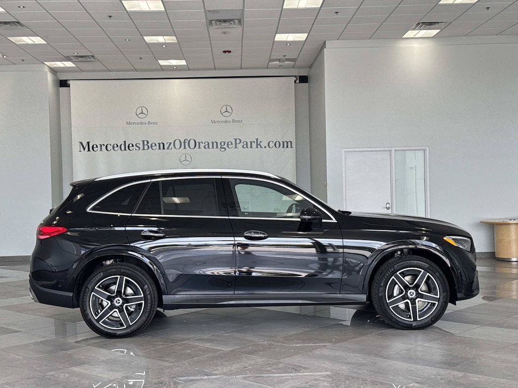 New 2027 Mercedes-Benz GLC 300 4MATIC SUV