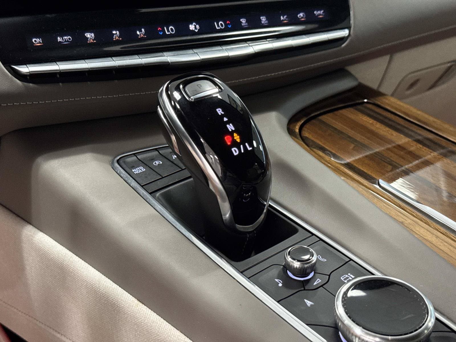 2024 Cadillac Escalade Sport Platinum - Photo 19