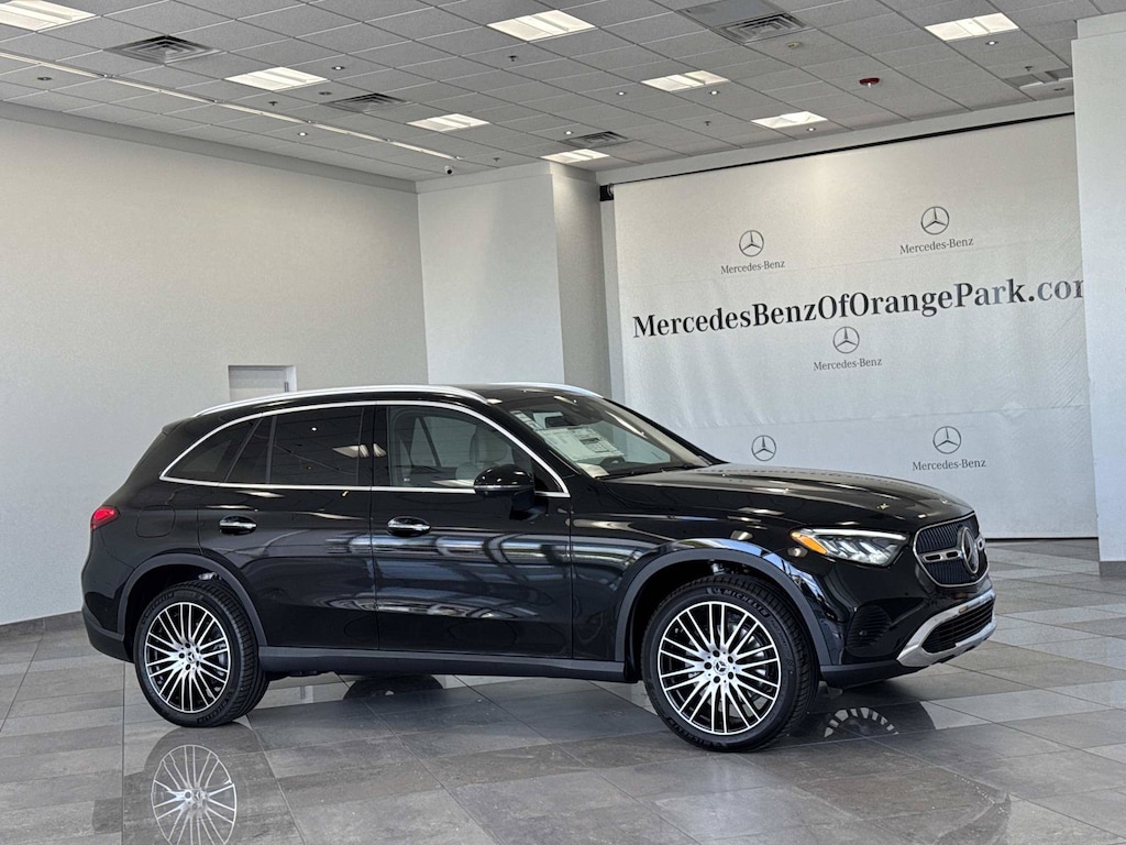 New 2026 Mercedes-Benz GLC 300 4MATIC SUV