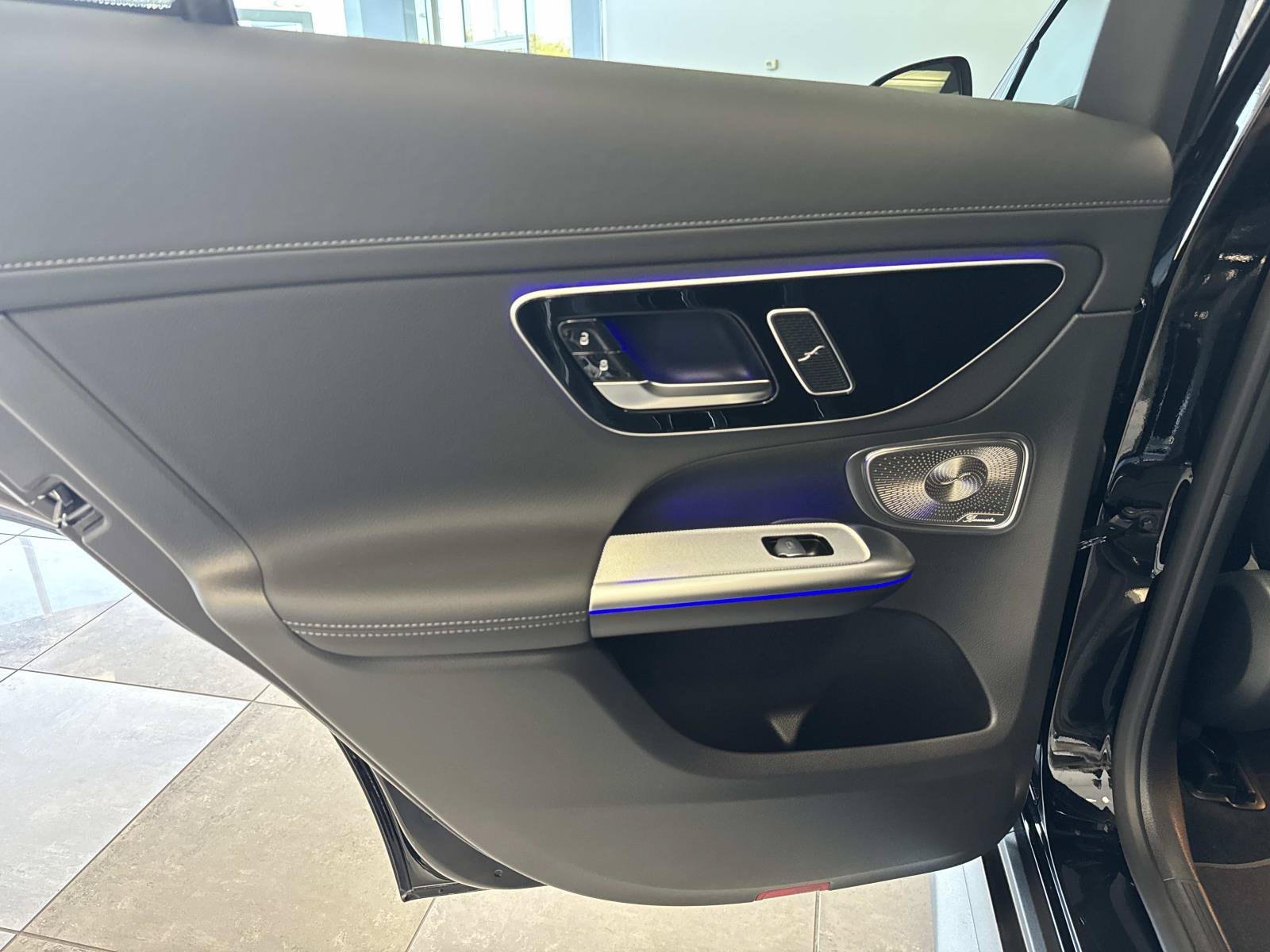 2026 Mercedes-Benz GLC Base - Photo 11